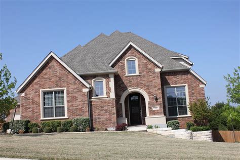 15 Best Exterior Home Color Ideas With Red Brick 8 Exterior Color 15 Best Exterior Home Color Ideas With Red Brick 8 Exterior Color