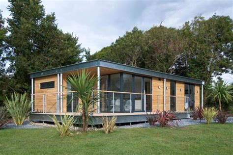 18 Contemporary Mobile Homes That Are Literally Handy 18 Contemporary Mobile Homes That Are Literally Handy