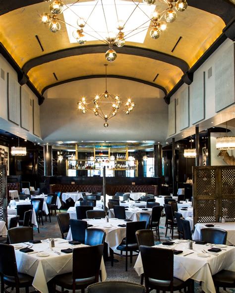 Al Biernat S Restaurant Review Cond Nast Traveler Al Biernat S Restaurant Review Cond Nast Traveler