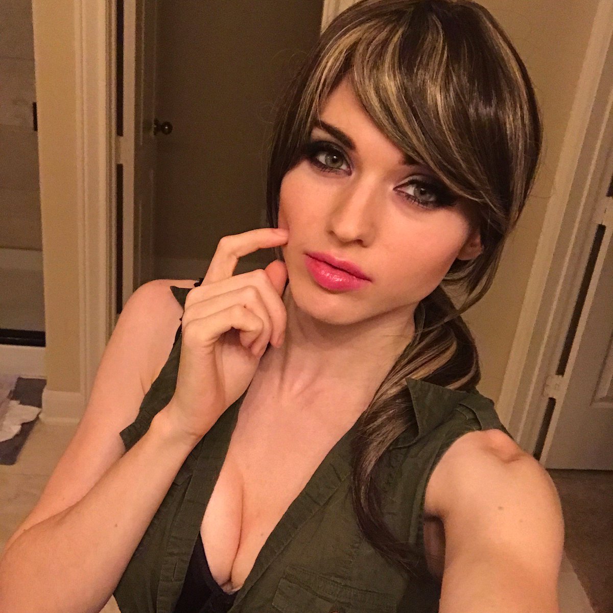 Amouranth Nude Leak