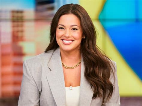 Ashley Graham Treated Fans With Never Before Seen Unfiltered Nude Ashley Graham Treated Fans With Never Before Seen Unfiltered Nude
