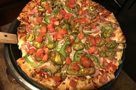 Best Pizza In Traverse City Mi 11 Top Pizzerias 2025 Best Pizza In Traverse City Mi 11 Top Pizzerias 2025