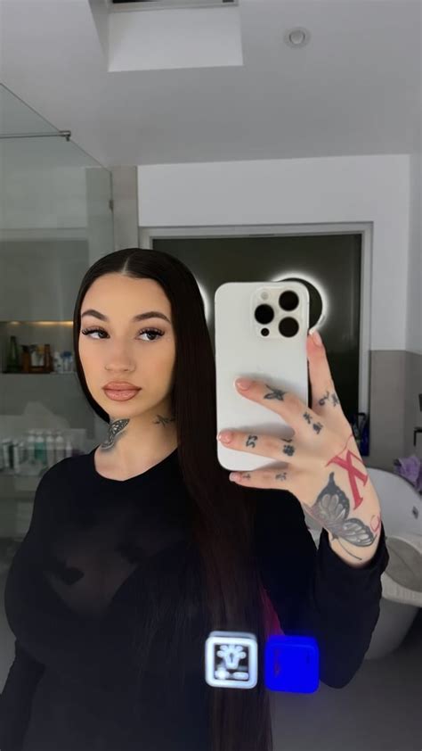 Bhadbhabie R Celebritiesbarefoot Bhadbhabie R Celebritiesbarefoot