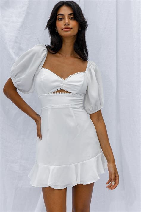 Catch Feelings Sweetheart Neckline Puff Sleeve Dot Trim Dress White Catch Feelings Sweetheart Neckline Puff Sleeve Dot Trim Dress White