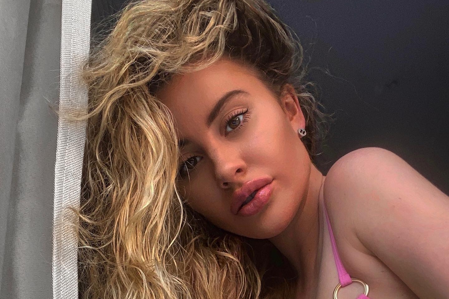 Chloe Ayling Poses Nude For Racy Instagram Snap Daily Mail Online Chloe Ayling Poses Nude For Racy Instagram Snap Daily Mail Online