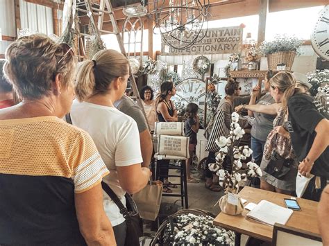 Finders Keepers Vintage Market What Is A Vintage Inspired Market Finders Keepers Vintage Market What Is A Vintage Inspired Market