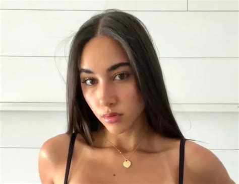 Izzy Green Leak Career Family Net Worth Height Bio 2024 Izzy Green Leak Career Family Net Worth Height Bio 2024