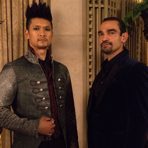 Magnus Bane And Lorenzo Rey Shadowhunters Filmes Magnus Bane And Lorenzo Rey Shadowhunters Filmes