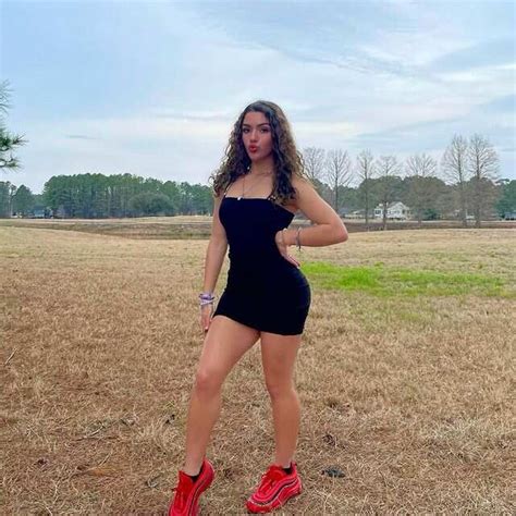 Meet Mckinzie Valdez The Tiktok Star Who Earned Millions Of Fans Meet Mckinzie Valdez The Tiktok Star Who Earned Millions Of Fans