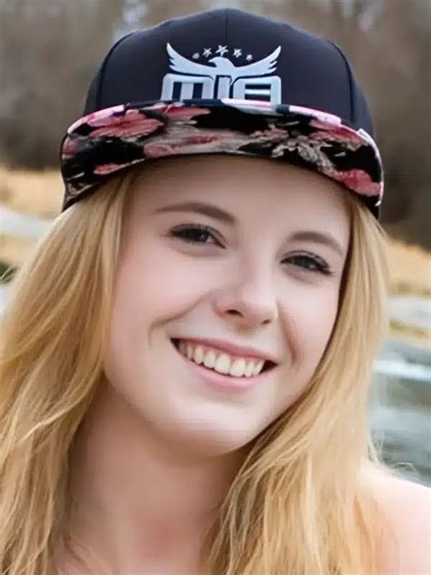 Mia Scott Biography Age Height Parents Net Worth Wiki Mia Scott Biography Age Height Parents Net Worth Wiki