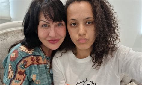 Mom And Daughter Nudes