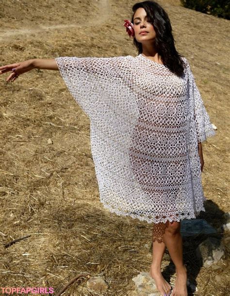 Nathalie Kelley Nude