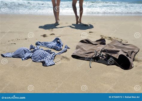 Nude At The Beach Pictures