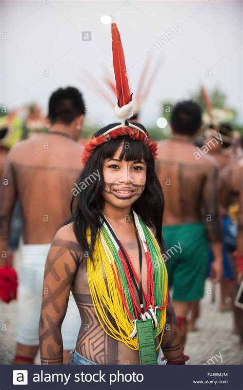 Nude Brazilian Women