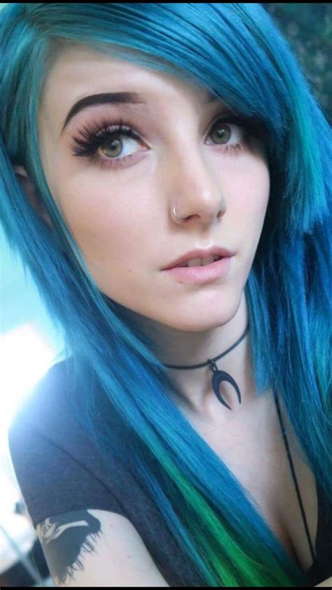 Nude Emo