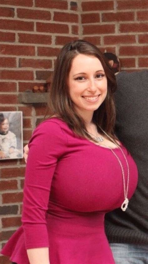 Nude Ladies With Big Breasts