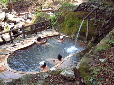 Nude Onsen