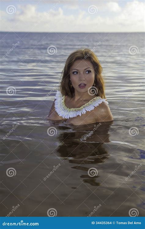 Nude Sexy Ladies Pictures