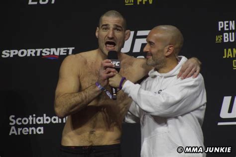Sean Strickland Responds To Jon Anik S Criticism Of Mma Fanbase Page Sean Strickland Responds To Jon Anik S Criticism Of Mma Fanbase Page