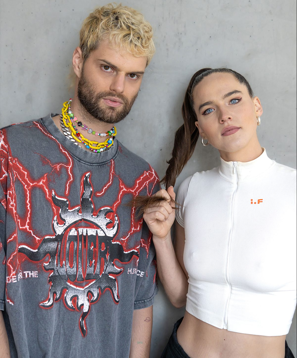 Sofi Tukker End Their Historic 2022 With This Beautiful Cover Of Snow Sofi Tukker End Their Historic 2022 With This Beautiful Cover Of Snow