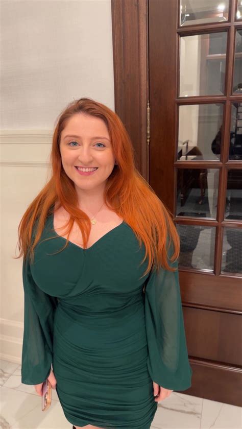 Stacked Redhead 2Busty2hide Stacked Redhead 2Busty2hide