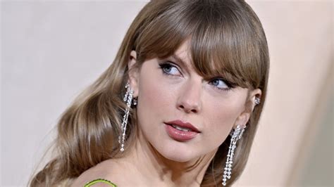 Taylor Swift Nudes Taylor Swift Nudes