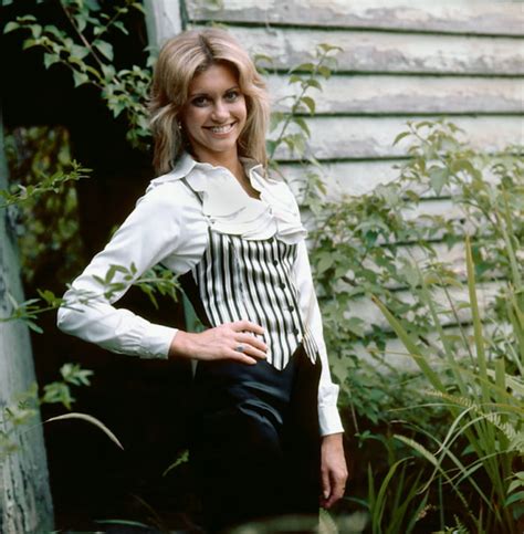 The Gorgeous And Talented Olivia Newton John 1970S 9Gag